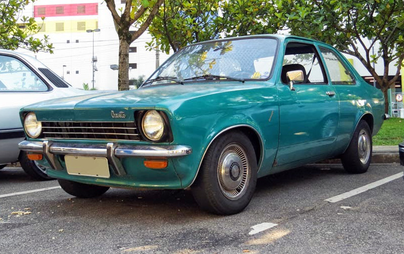 Early_brazilian_Chevrolet_Chevette_in_turquoise.jpg